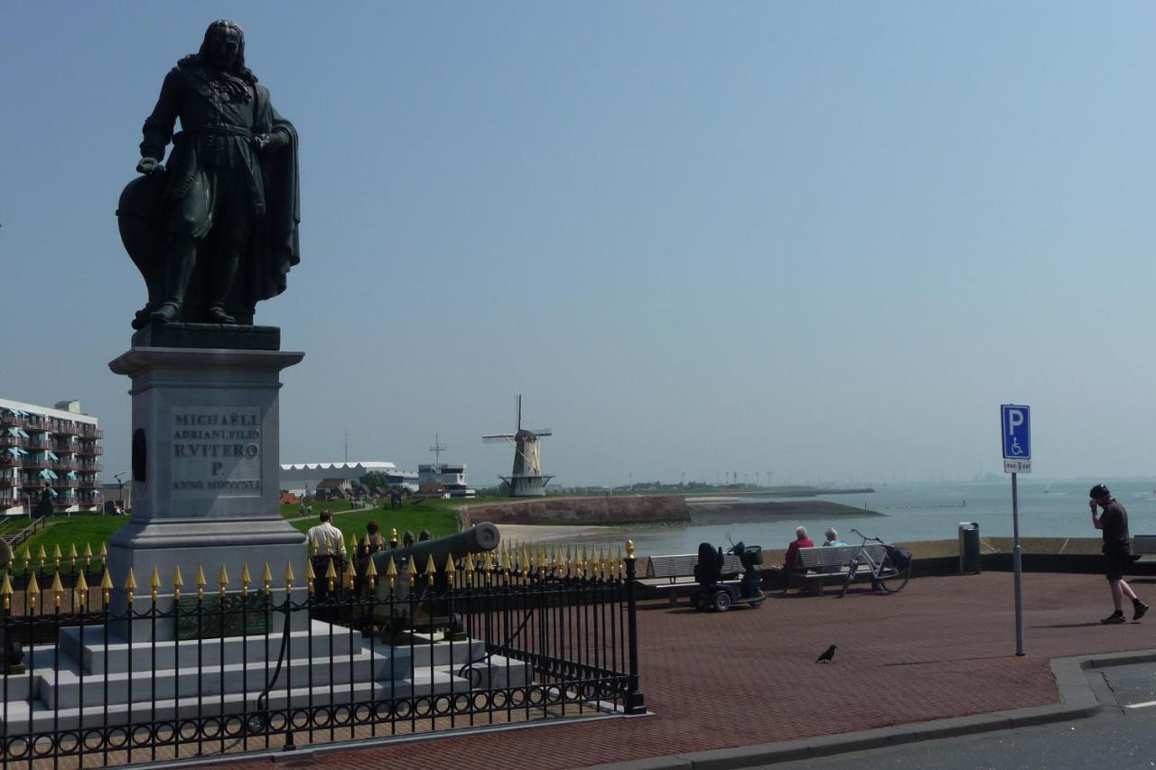 Rijksmonument Havenzicht, Met Zeezicht, Ligging Direct Aan Zee En Centrum Влисинген Екстериор снимка